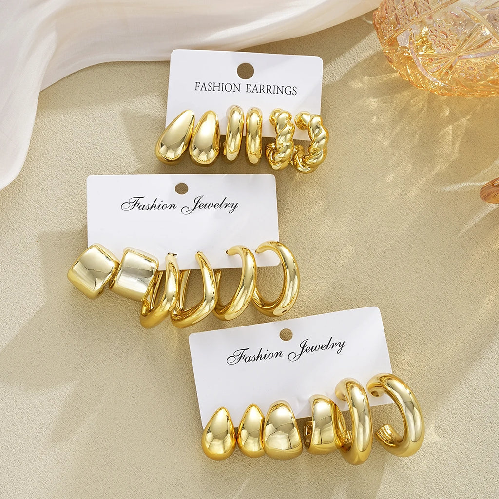 Exaggerated Hoop Set