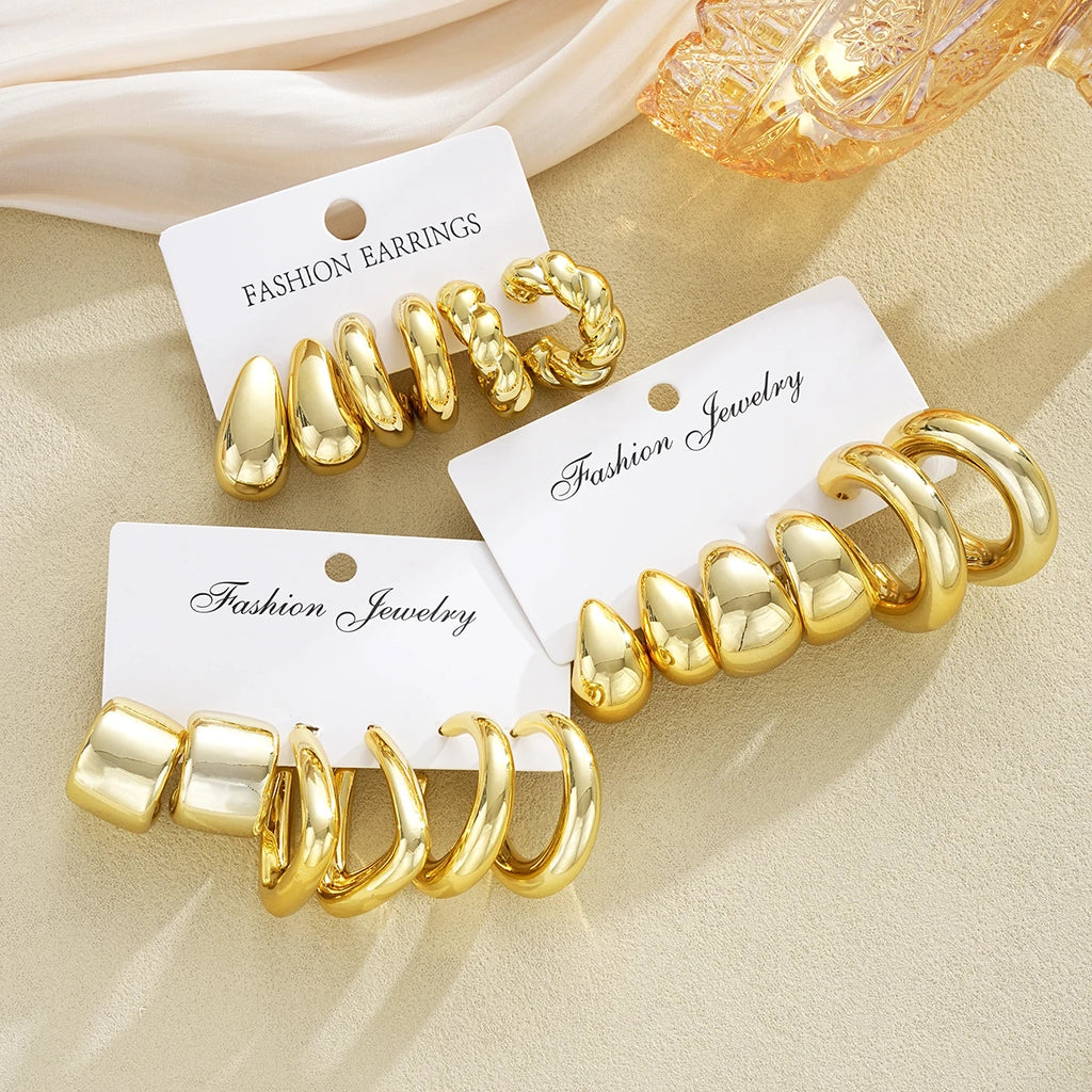 Exaggerated Hoop Set