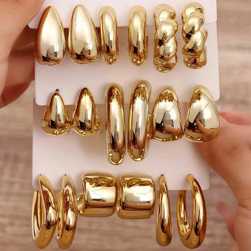 Exaggerated Hoop Set