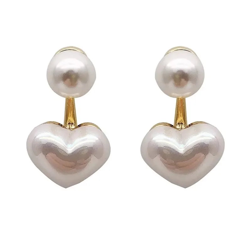 Elegant Pearl Heart Pendant