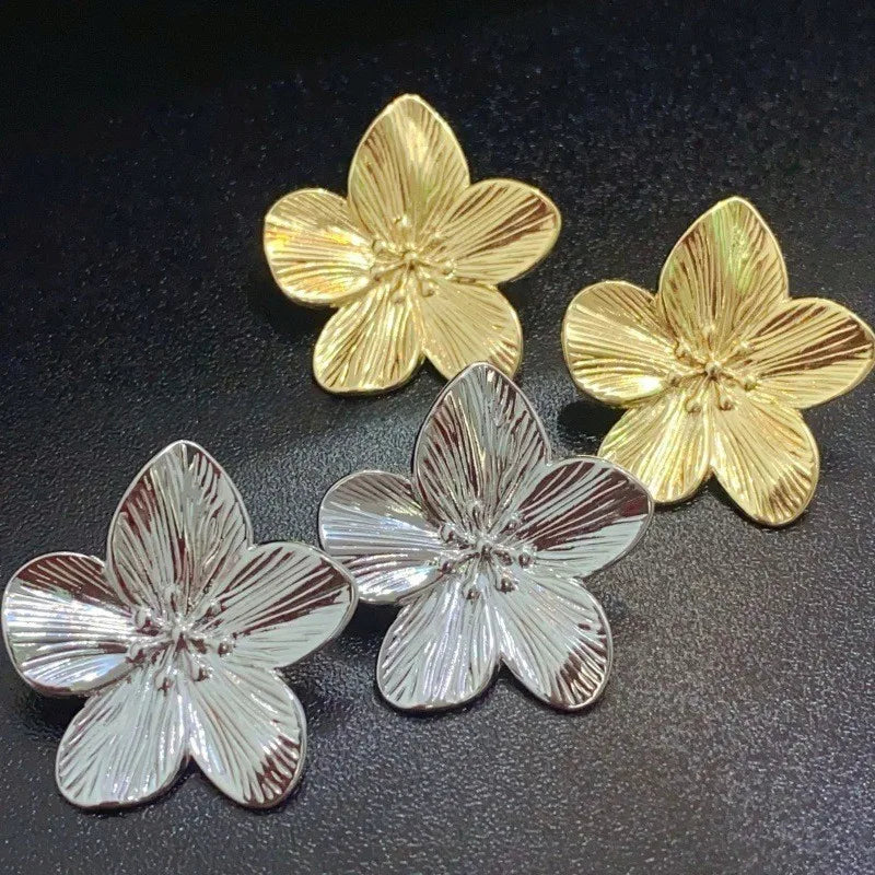 Vintage Flower Accessories