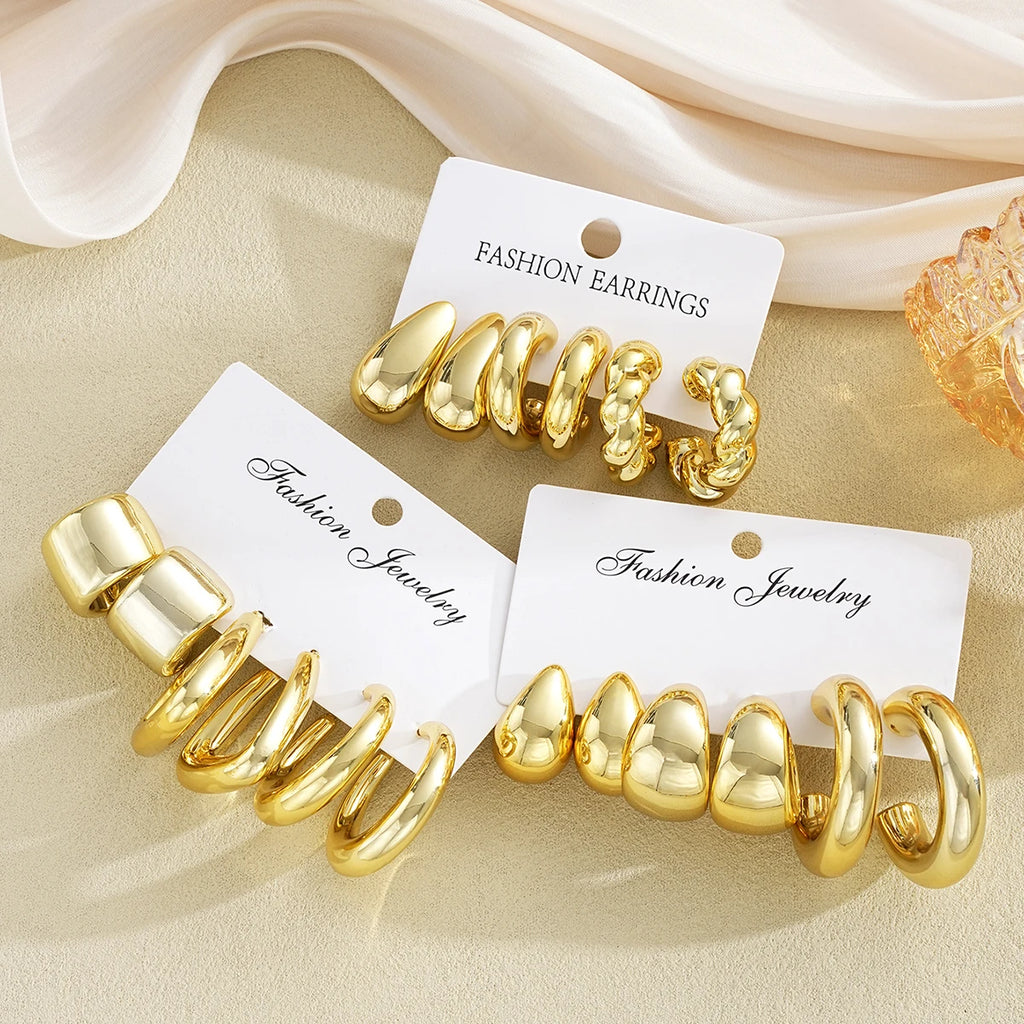 Exaggerated Hoop Set